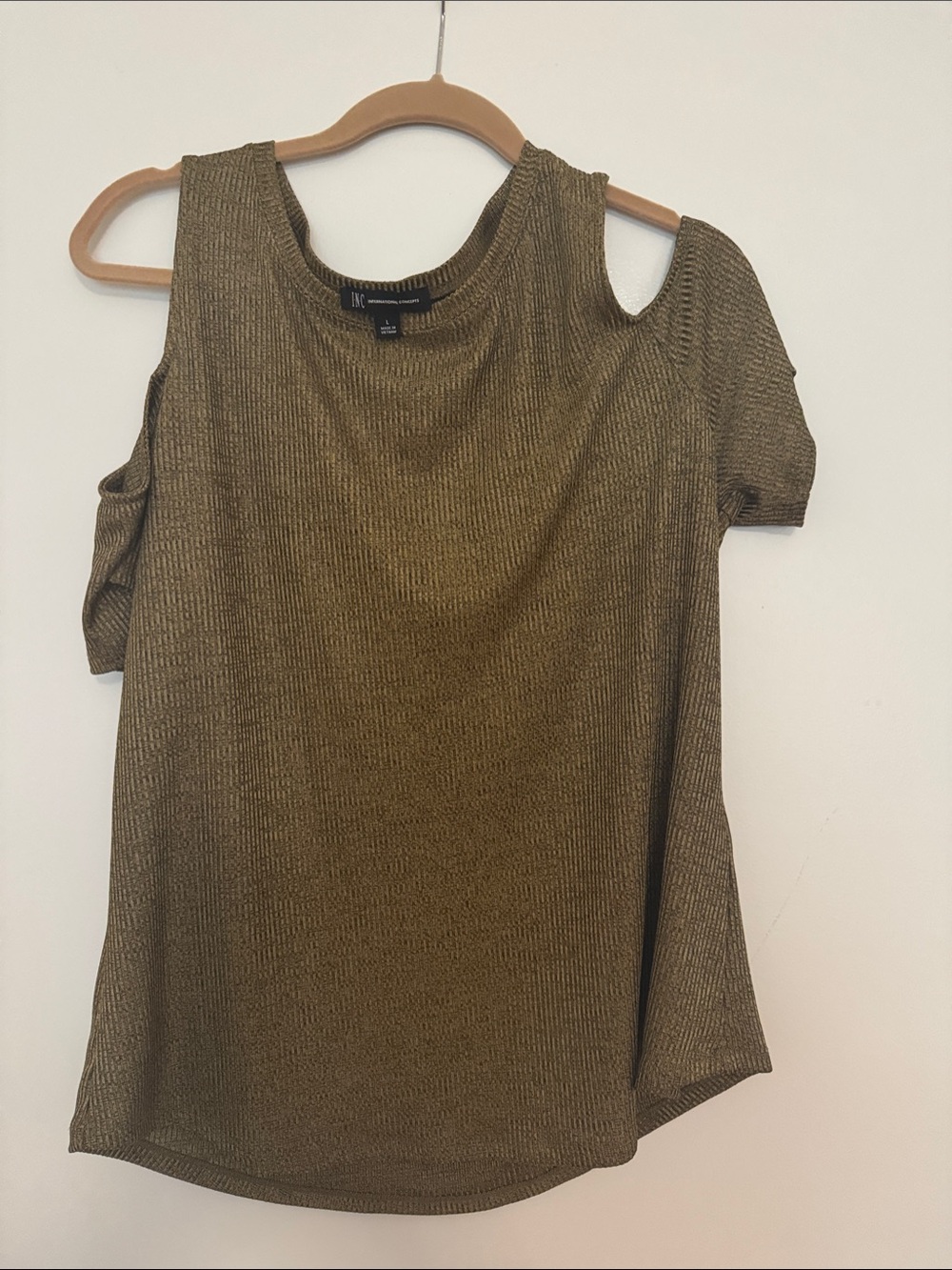 INC International Concepts Olive Green Cold-Shoulder Short Sleeve Top